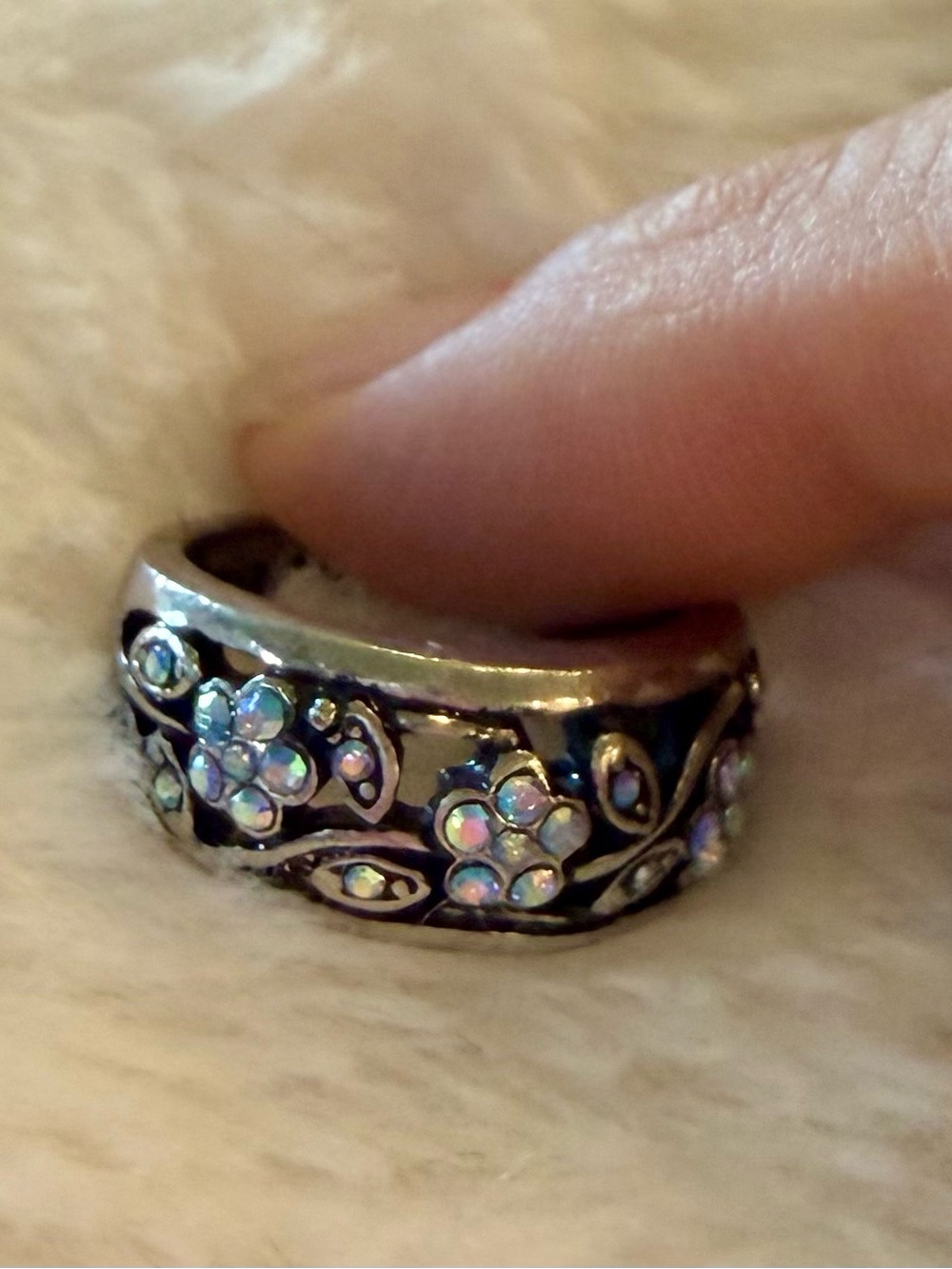 Silver Floral Aurora Borealis Band Ring - Women Jewelry